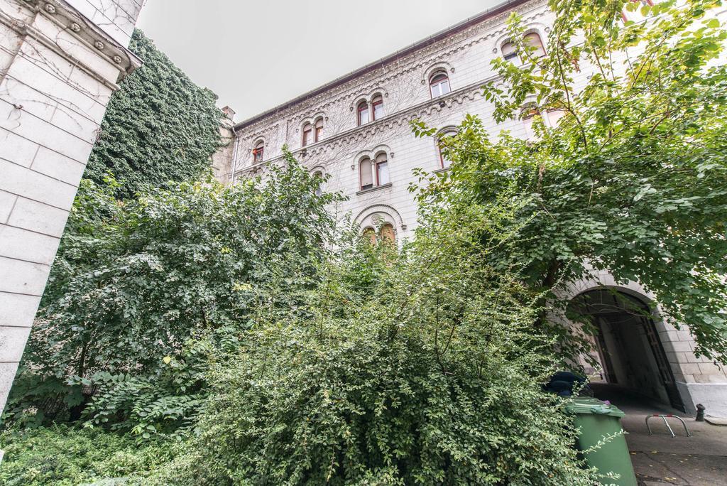 Happy Home Joy Budapest Exterior photo